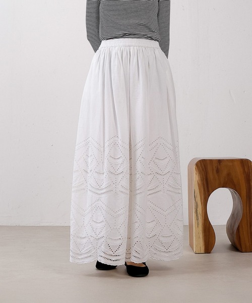 刺繍入りホワイトリネンロングスカート 1f858c7c7346d17c7c8d0599fe3e79