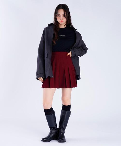 To b. by agnes b.（トゥービーバイアニエスベー）の「コットン ロングスリーブ Tシャツ（Tシャツ/カットソー・レディース・ブラック・40/38）」の4枚目の写真