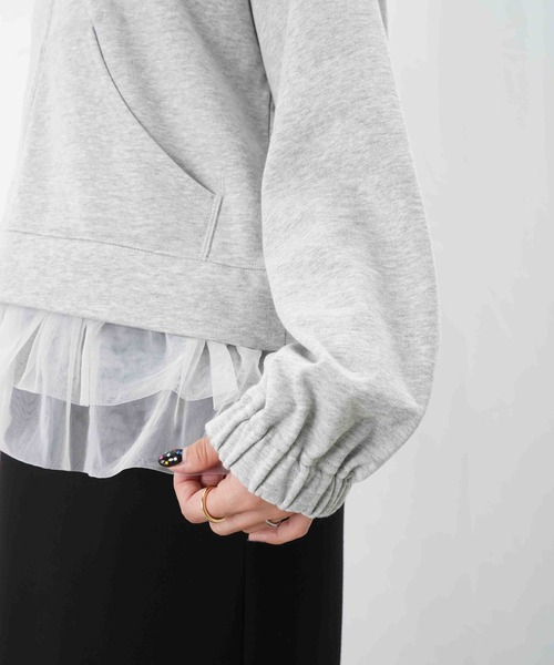 LUCA/LADY LUCK LUCA（ルカ/レディラックルカ）の「LC/LLL 裾チュール裏毛パーカー（Tシャツ/カットソー・レディース・グレー/アイボリー/ブラック・FREE）」の7枚目の写真