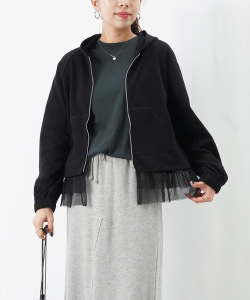 LUCA/LADY LUCK LUCA（ルカ/レディラックルカ）の「LC/LLL 裾チュール裏毛パーカー（Tシャツ/カットソー・レディース・グレー/アイボリー/ブラック・FREE）」の10枚目の写真