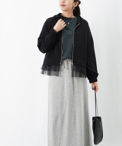 LUCA/LADY LUCK LUCA（ルカ/レディラックルカ）の「LC/LLL 裾チュール裏毛パーカー（Tシャツ/カットソー・レディース・グレー/アイボリー/ブラック・FREE）」の12枚目の写真