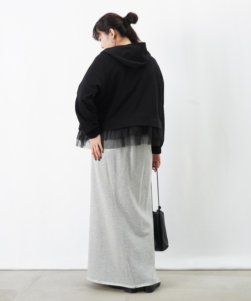 LUCA/LADY LUCK LUCA（ルカ/レディラックルカ）の「LC/LLL 裾チュール裏毛パーカー（Tシャツ/カットソー・レディース・グレー/アイボリー/ブラック・FREE）」の15枚目の写真