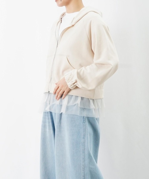 LUCA/LADY LUCK LUCA（ルカ/レディラックルカ）の「LC/LLL 裾チュール裏毛パーカー（Tシャツ/カットソー・レディース・グレー/アイボリー/ブラック・FREE）」の20枚目の写真