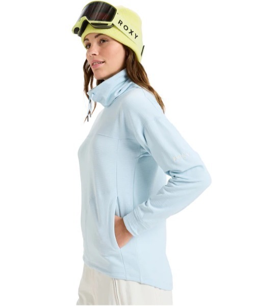 ROXY(ロキシー)の「VERTERE /ロキシーハイネックスノーレイヤー(スウェット・レディース・ブラック/レッド・SMALL/LARGE/MEDIUM)」の4枚目の写真