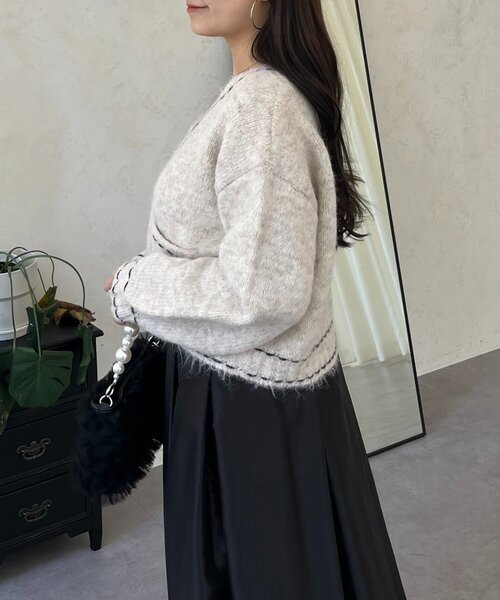 prose verse（プロズヴェール）の「ステッチデザインニットカーディガン（カーディガン/ボレロ・レディース・ベージュ/チャコールグレー・MEDIUM/LARGE）」の22枚目の写真