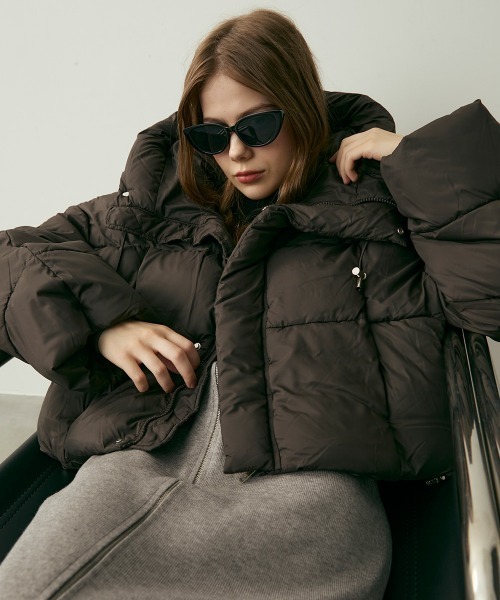 セール】クロップド丈ハイネック中綿ダウンジャケット（ダウン