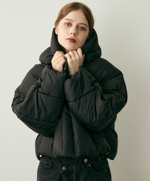 セール】クロップド丈ハイネック中綿ダウンジャケット（ダウン