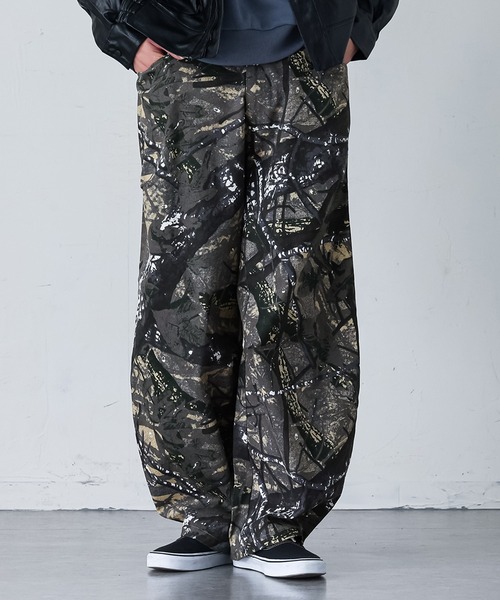 MDR(エムディアール)の「ツリーカモ柄 バレルレッグ ワイドパンツ(その他パンツ・メンズ・グレー・M/L)」の22枚目の写真