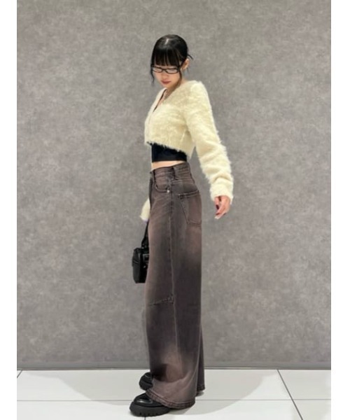 LAGUA GEM(ラグアジェム)の「BRUSHED SHORT KNIT カーディガン(カーディガン/ボレロ・レディース・ブルー/アイボリー/ブラウン・FREE)」の19枚目の写真
