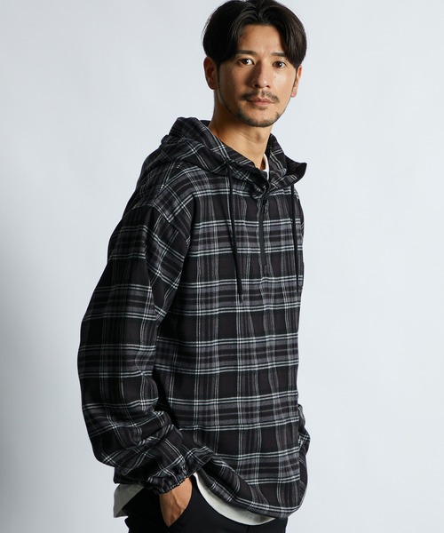 LANVIN en Bleu（ランバンオンブルー）の「チェックシャツパーカー フードシャツ シャツアウター（シャツ/ブラウス・メンズ・ブルー/ブラック・46/48/50/52）」の2枚目の写真