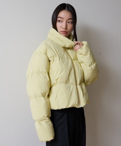 NOMINE（ノミネ）の「【NOMINE】ショート 中綿ブルゾン / パファージャケット（ダウンジャケット/コート・レディース・ブラック/ブラウン/イエロー・フリー）」の3枚目の写真