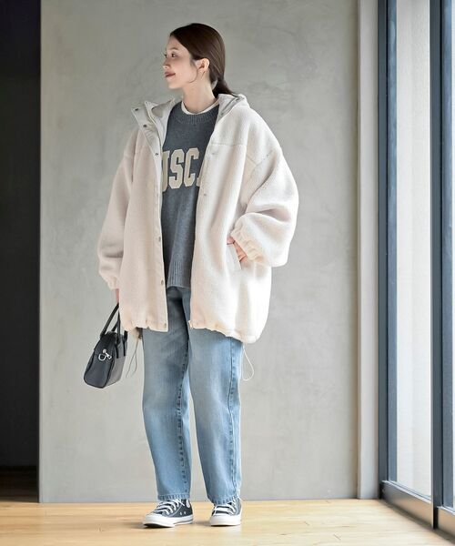 rps（アールピーエス）の「ボアビッグシルエットフードブルゾン（ブルゾン・レディース・アイボリー/ブラック・フリー）」の3枚目の写真