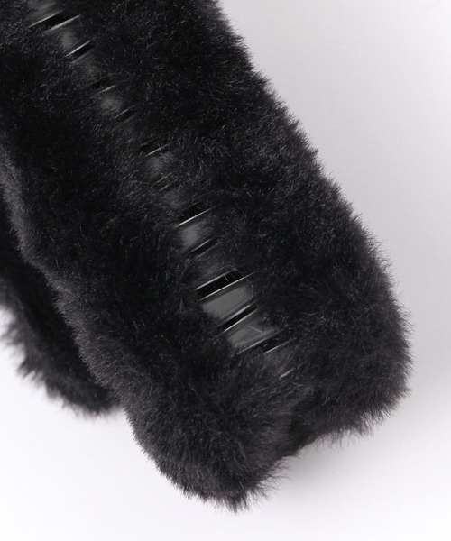 LAKOLE（ラコレ）の「もこもこスクエアファーバンスクリップ / 601579（バレッタ/ヘアクリップ・レディース・ベージュ/ブラック/ブラウン系その他・FREE）」の7枚目の写真