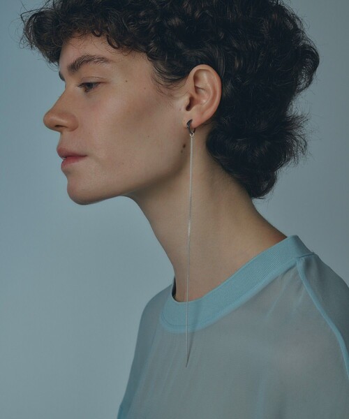 and cloud(アンドクラウド)の「Venetian Chain Long Charm Earring(イヤリング・レディース・ブラック系その他・FREE)」の8枚目の写真