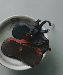 AJUGA.（アジュガ）の「スリムサングラスケース（その他小物）」