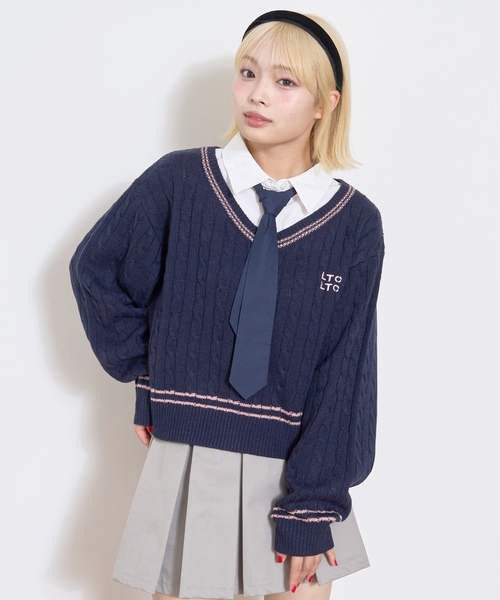 LOVETOXIC（ラブトキシック）の「衿つきレイヤードニット（ニット/セーター・キッズ・アイボリー/ベージュ/ネイビー/トップグレー・S:140cm/L:160cm/130cm/M:150cm）」の4枚目の写真