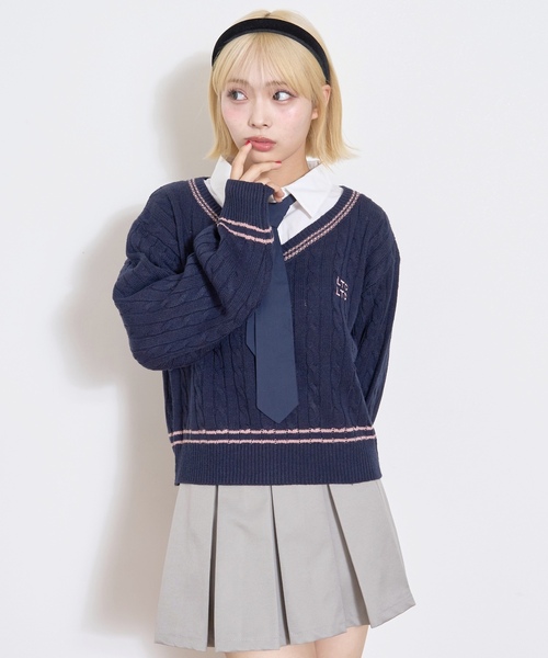 LOVETOXIC（ラブトキシック）の「衿つきレイヤードニット（ニット/セーター・キッズ・アイボリー/ベージュ/ネイビー/トップグレー・S:140cm/L:160cm/130cm/M:150cm）」の8枚目の写真