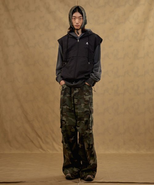 AAKAM(アーカム)の「Scorpion Printed Scarf (Khaki)(バンダナ/スカーフ・レディース・その他・FREE)」の4枚目の写真