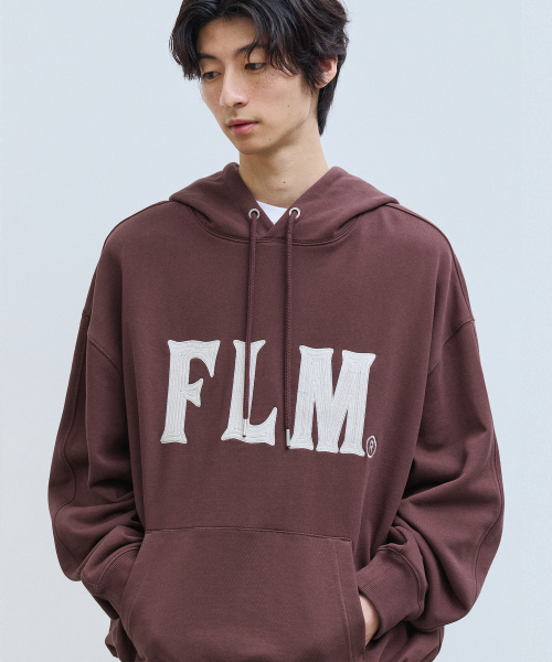 F.ILLUMINATE（フィルミネイト）の「FLM スティッチロゴフードパーカー - ワイン（パーカー・レディース・その他・SMALL/MEDIUM/LARGE）」の3枚目の写真