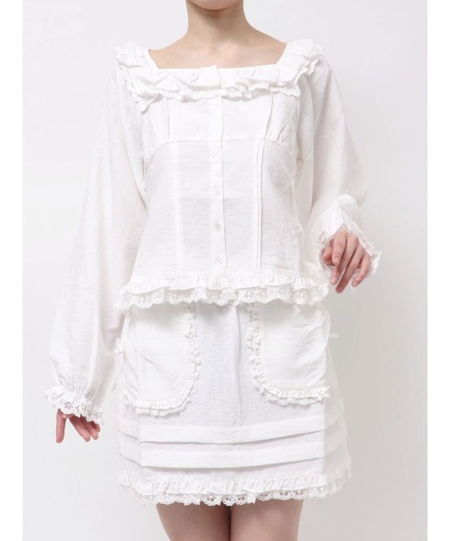 merry jenny（メリージェニー）の「sugar square blouse（シャツ/ブラウス・レディース・オフホワイト/ライトブルー/ブラック・FREE）」の2枚目の写真