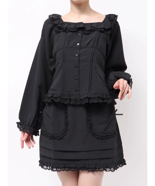 merry jenny（メリージェニー）の「sugar square blouse（シャツ/ブラウス・レディース・オフホワイト/ライトブルー/ブラック・FREE）」の3枚目の写真