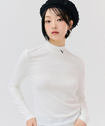 女性ベーシックハーフネックTシャツ-ホワイト
