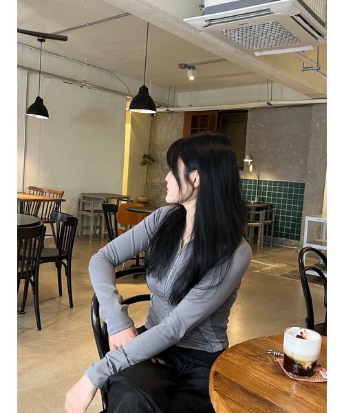 MUSINSA STANDARD WOMAN（ムシンサスタンダードウーマン）の「ウィメンズブライトナイロンパラシュートパンツ[ブラック]（その他パンツ・レディース・その他・30/24/26/28）」の15枚目の写真
