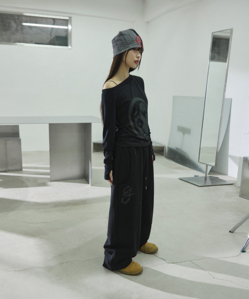 SLEEKGLOW（スリック グロウ）の「ポートレートボートネックTシャツ[ブラック]（Tシャツ/カットソー・レディース・その他・FREE）」の7枚目の写真