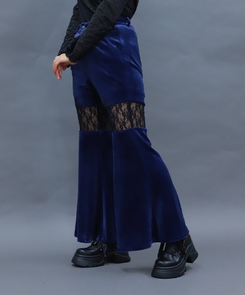 NIBBLE POISON(ニブルポイズン)の「レース切替ベロアフレアパンツ(その他パンツ・レディース・ブラック/ブルー・MEDIUM)」の10枚目の写真