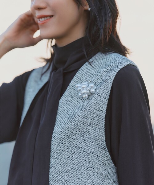 Demi-Luxe BEAMS（デミルクス ビームス）の「【セレモニー・フォーマル】ツイード フレア Vネック ジレ＊（ベスト・レディース・オフホワイト/ブラック・38/36）」の3枚目の写真