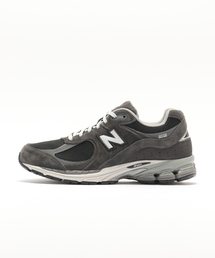 NEW BALANCE / ニューバランス 2002R