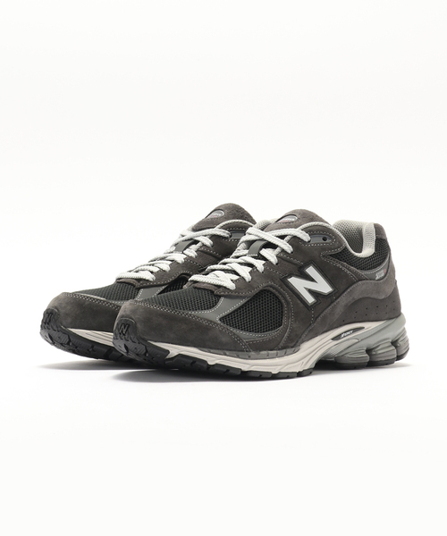 NEW BALANCE(ニューバランス)の「NEW BALANCE / ニューバランス 2002R(スニーカー・メンズ・ブラック/ブラック系その他・23cm/23.5cm/24cm/24.5cm/27cm/27.5cm/28cm/26cm/26.5cm)」の10枚目の写真