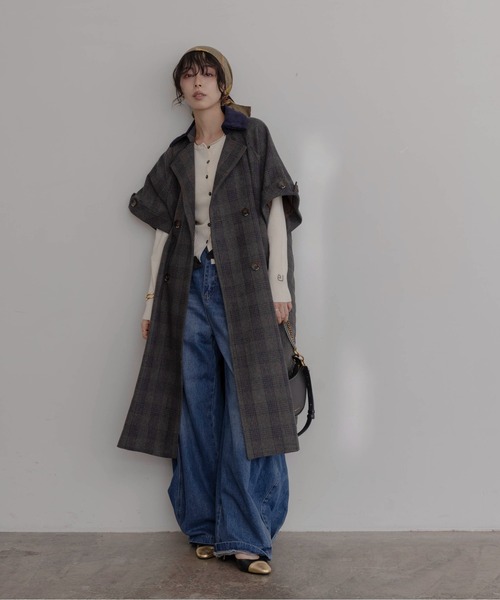 Eimee Law（エイミーロウ）の「ハーフスリーブチェックトレンチコート（トレンチコート・レディース・ブラウン/ネイビー/ブラック・FREE）」の14枚目の写真