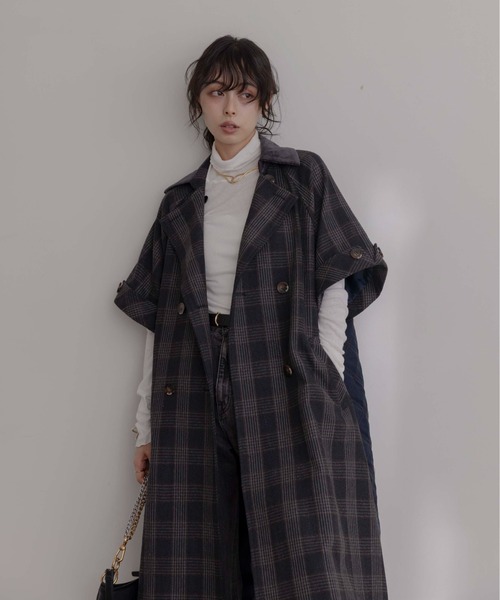 Eimee Law（エイミーロウ）の「ハーフスリーブチェックトレンチコート（トレンチコート・レディース・ブラウン/ネイビー/ブラック・FREE）」の17枚目の写真