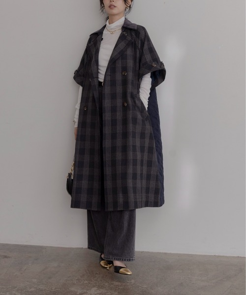 Eimee Law（エイミーロウ）の「ハーフスリーブチェックトレンチコート（トレンチコート・レディース・ブラウン/ネイビー/ブラック・FREE）」の18枚目の写真