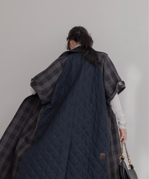 Eimee Law（エイミーロウ）の「ハーフスリーブチェックトレンチコート（トレンチコート・レディース・ブラウン/ネイビー/ブラック・FREE）」の20枚目の写真