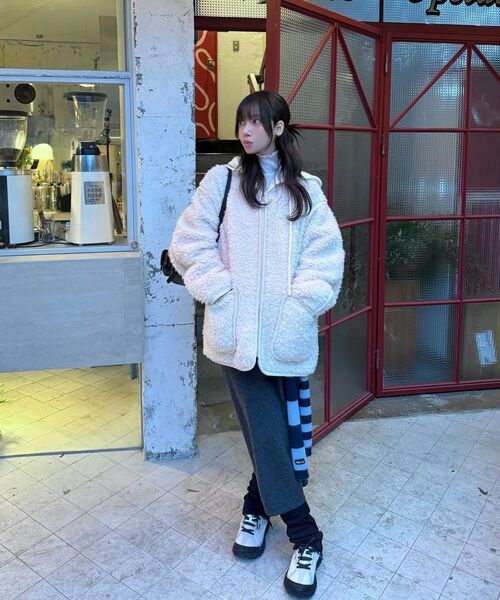 MONGDOL(モンドル)の「ニットフードキルティングファージャケットライトベージュMDJK048LBEIGE(ムートンコート・レディース・その他・F)」の9枚目の写真