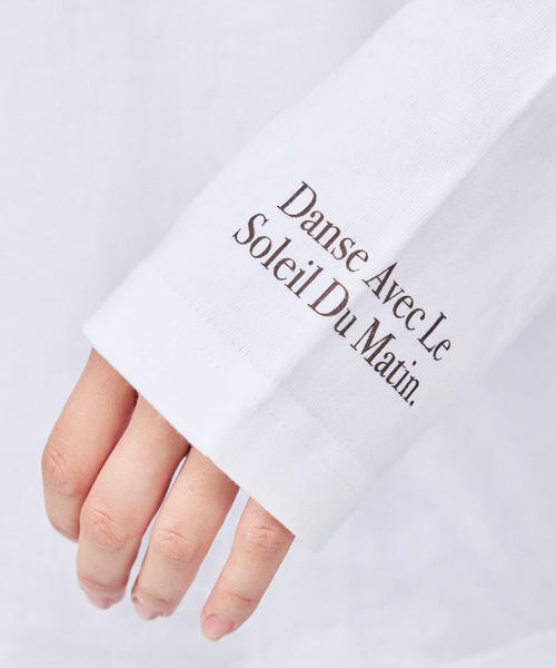 Rouge vif Anna(ルージュヴィフアンナ)の「コットンロゴロングスリーブTシャツ(Tシャツ/カットソー・レディース・グレー/ホワイト・フリー)」の11枚目の写真