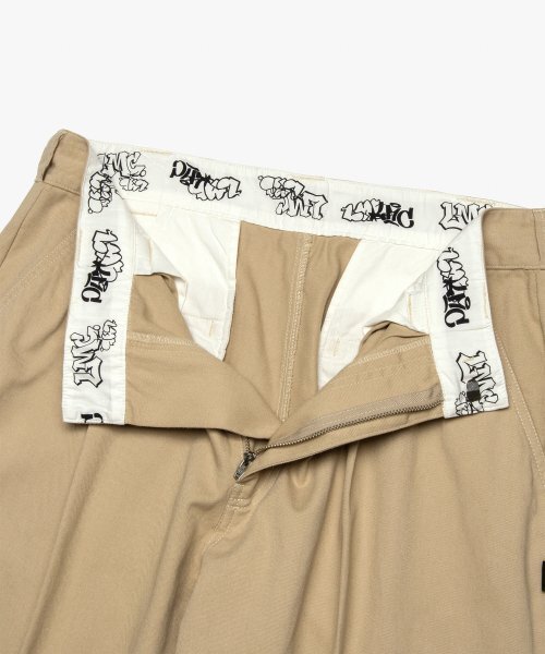 LMCの「OG TWO TUCK CHINO PANTS beige(その他パンツ・レディース・その他・MEDIUM)」の11枚目の写真