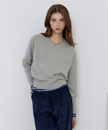 ROIROI（ロイロイ）の「カシミヤブレンドVネックニット-グレー（ニット/セーター）」