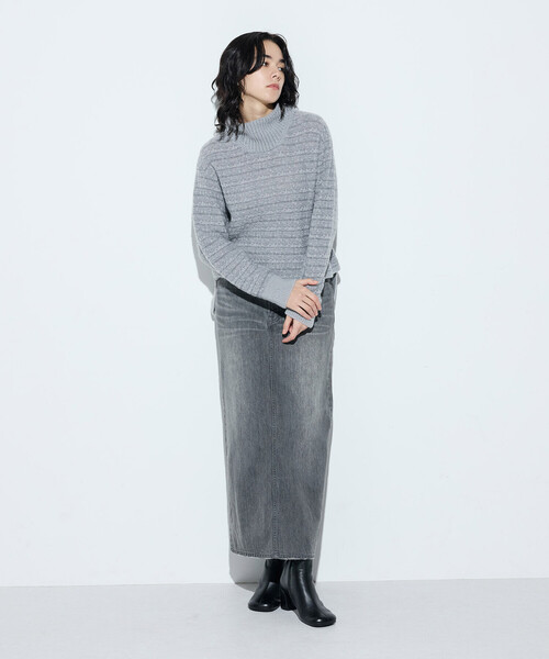 Gabardine K.T（ギャバジンケーティー）の「モヘヤブレンドヤーンセーター（ニット/セーター・レディース・オフホワイト/グレー・9号）」の7枚目の写真