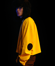 COME（シーオーエムイー）の「[UNISEX] Oversized Heat Technical Pullover (Yellow)（Tシャツ/カットソー）」