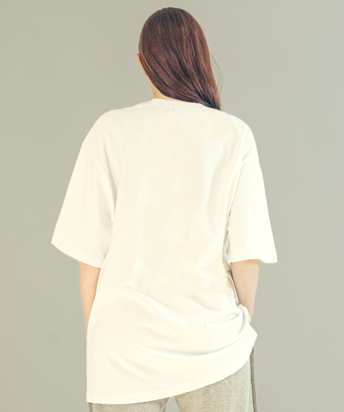 BEOM(ボム)の「フラワーB特厚面オーバーサイズTシャツホワイト(Tシャツ/カットソー・メンズ・その他・1/2)」の5枚目の写真