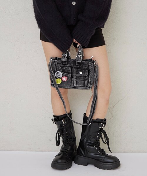 WHO'S WHO gallery（フーズフーギャラリー）の「【WEB限定】2WAY DENIM SHOULDER BAG（ショルダーバッグ・レディース・ブラック/ブルー・FREE）」の3枚目の写真