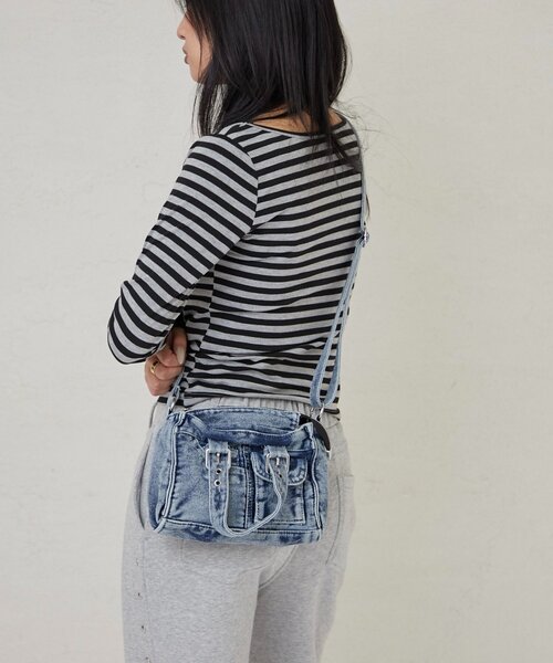 WHO'S WHO gallery（フーズフーギャラリー）の「【WEB限定】2WAY DENIM SHOULDER BAG（ショルダーバッグ・レディース・ブラック/ブルー・FREE）」の7枚目の写真