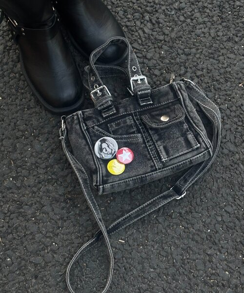 WHO'S WHO gallery（フーズフーギャラリー）の「【WEB限定】2WAY DENIM SHOULDER BAG（ショルダーバッグ・レディース・ブラック/ブルー・FREE）」の9枚目の写真