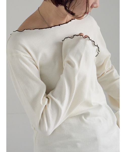 Samansa Mos2(サマンサ モスモス)の「【ZOZO限定】メロウトップス(Tシャツ/カットソー・レディース・ピンク/ブルー/ブラック/キナリ/ベージュ・F)」の6枚目の写真