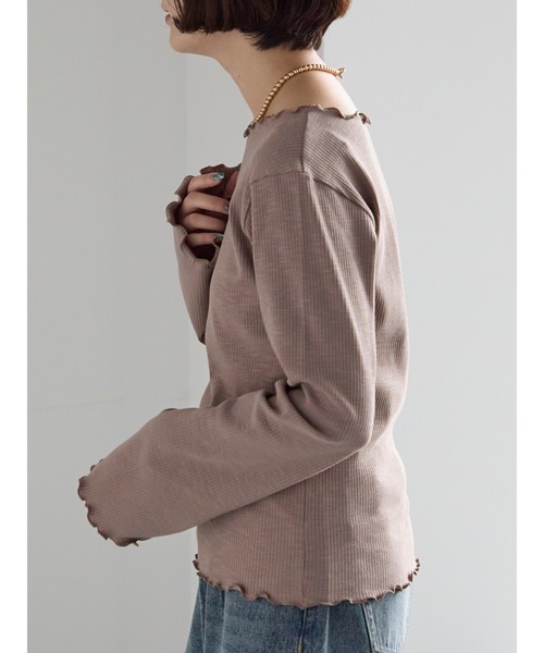 Samansa Mos2(サマンサ モスモス)の「【ZOZO限定】メロウトップス(Tシャツ/カットソー・レディース・ピンク/ブルー/ブラック/キナリ/ベージュ・F)」の14枚目の写真