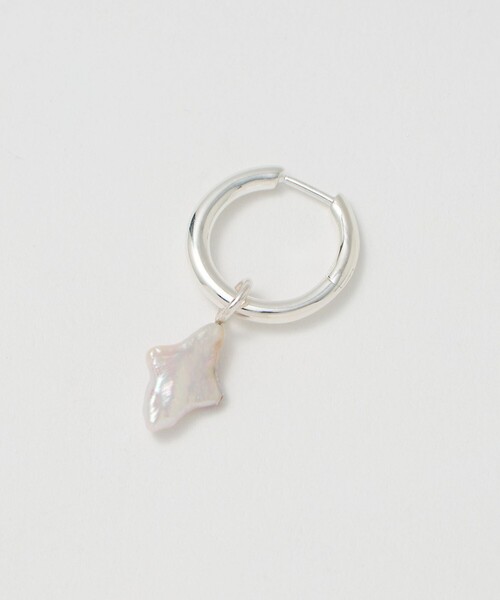 green label relaxing（グリーンレーベルリラクシング）の「＜Kara Yoo＞SPADE ピアス（ピアス（両耳用）・レディース・シルバー・FREE）」の10枚目の写真