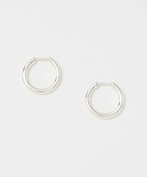 green label relaxing（グリーンレーベルリラクシング）の「＜Kara Yoo＞SPADE ピアス（ピアス（両耳用）・レディース・シルバー・FREE）」の4枚目の写真